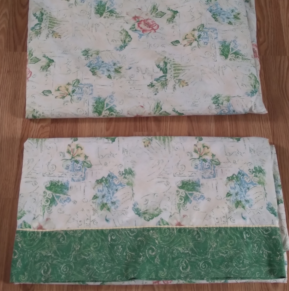 Sheridan Vintage Duvet Cover And Flat Sheet Floral Prints Full / Queen
